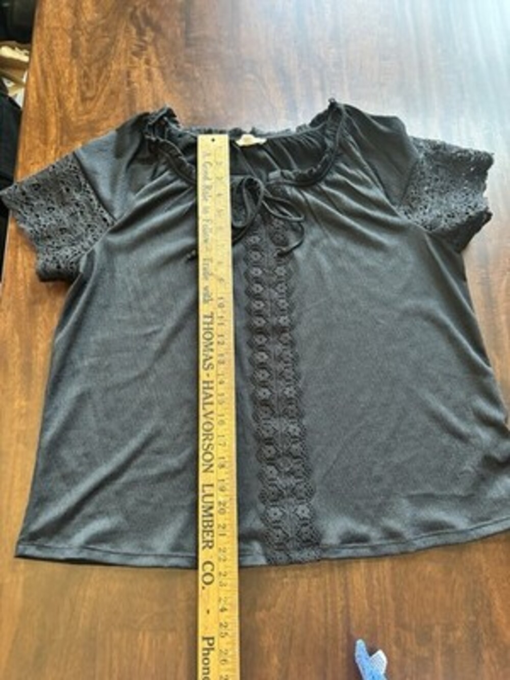 Como Blu Women's Short Sleeve Top with Lace Detail Sz PXL